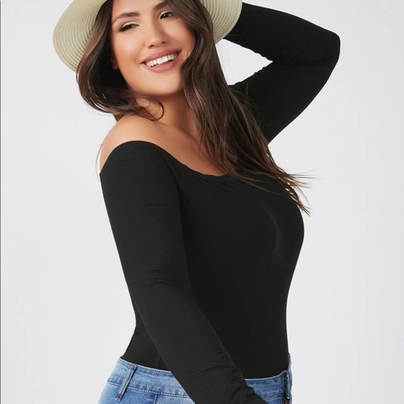 PLUS off the shoulder long sleeve bodysuit white - Picture 7 of 9